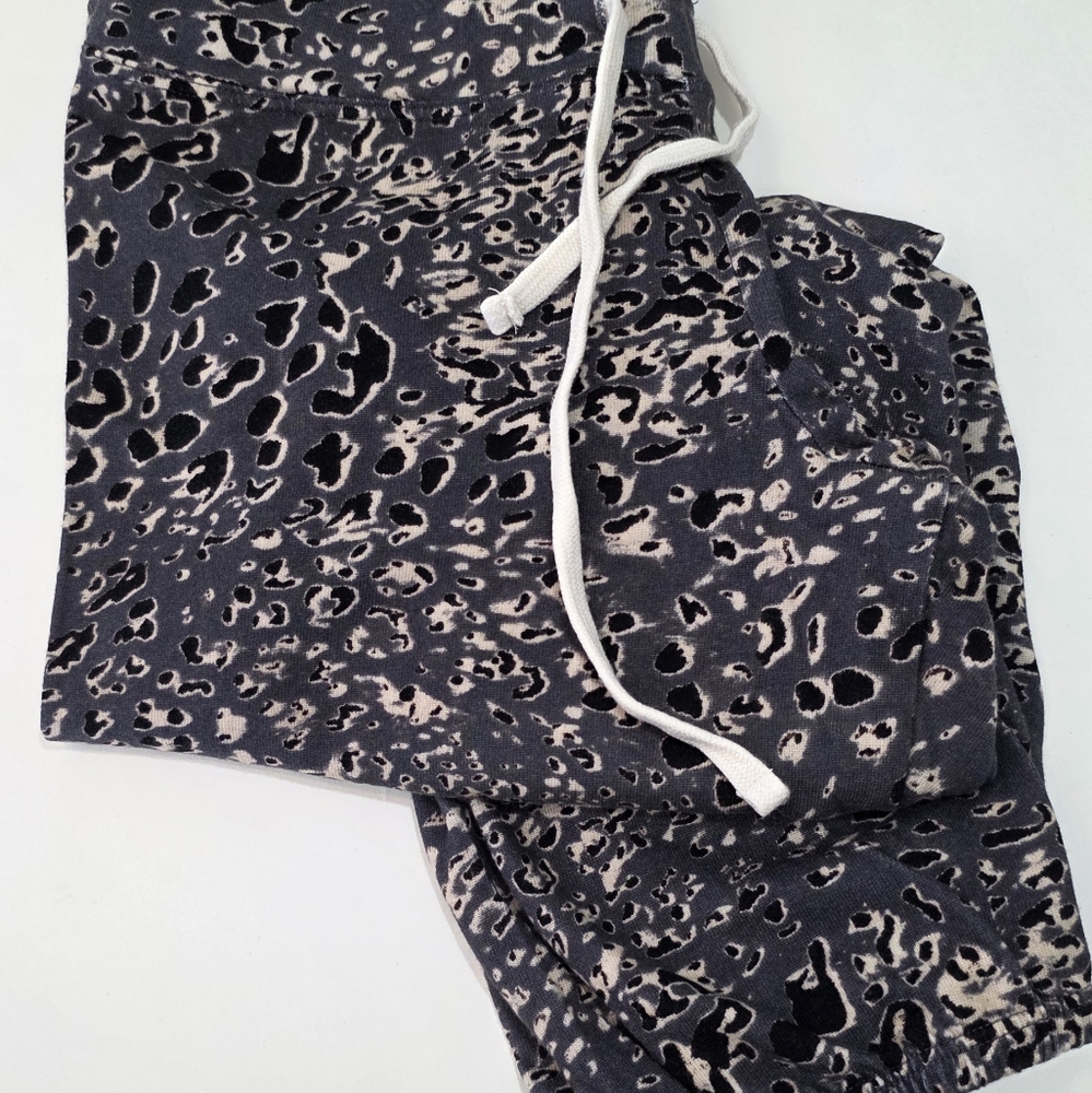 SUNDRY x Anthro Leopard Print Jogger Sweatpants Grey Charcoal Size 1 (Small) - Picture 5 of 11